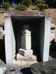 山吹姫の墓「一石五輪塔」